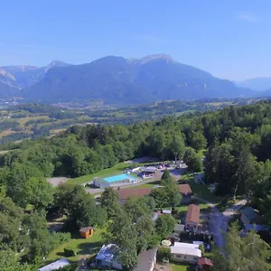 *** Camping Team Holiday - Camping Le Balcon De Chartreuse France